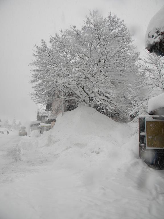 Haus Kinsperger Lägenhet Klosterle am Arlberg Exteriör bild