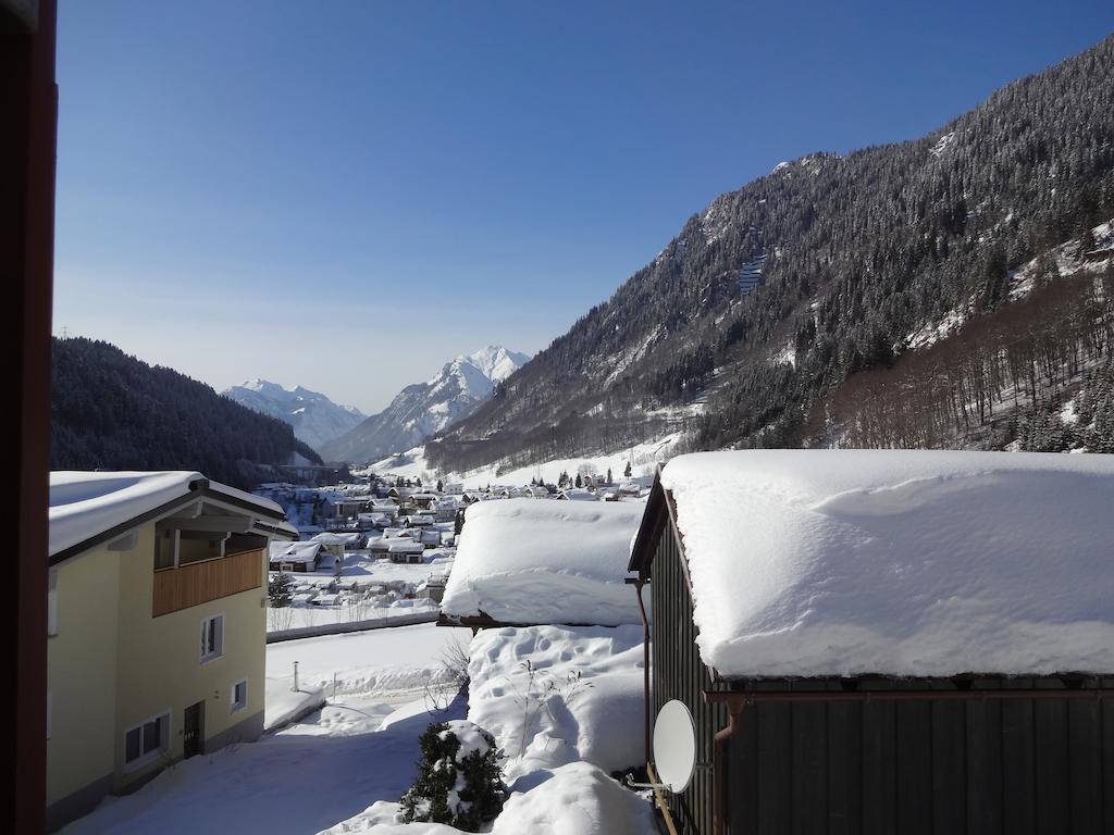 Haus Kinsperger Lägenhet Klosterle am Arlberg Exteriör bild