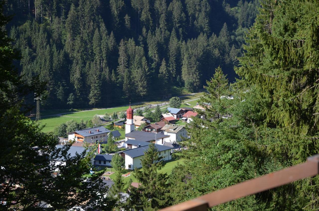 Haus Kinsperger Lägenhet Klosterle am Arlberg Exteriör bild